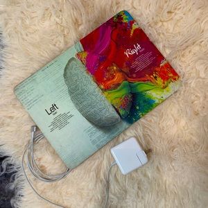 Apple MacBook Air Laptop